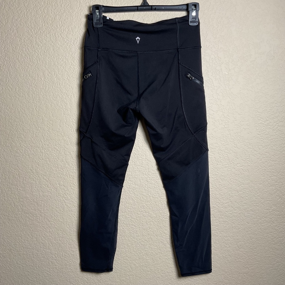 Ivivva By Lululemon Girls 14 Black Hyper Track Crop Leggings Mesh Legs W/Pockets - Picture 5 of 6